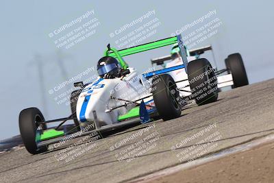 media/Oct-26-2025-CalClub SCCA (Sun) [[8ce1e69566]]/Group 3/Grapevine/